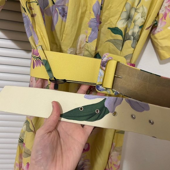 Zara Floral Yellow Dress with the Belt - Picture 7 of 10